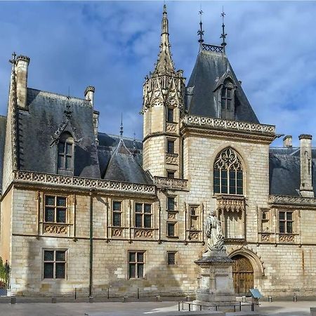 Appart 2 Pieces 35M2,Centre Ville, Parking Gratuit Bourges Esterno foto