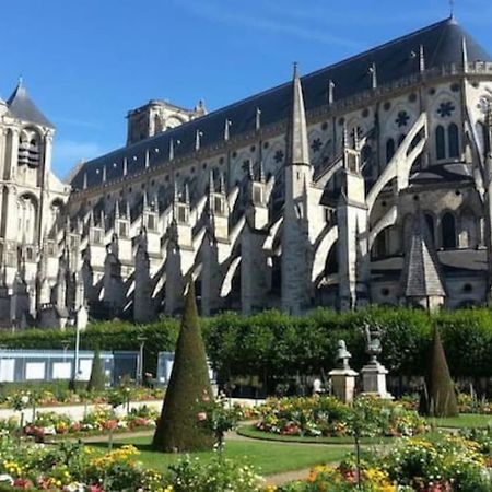 Appart 2 Pieces 35M2,Centre Ville, Parking Gratuit Bourges Esterno foto