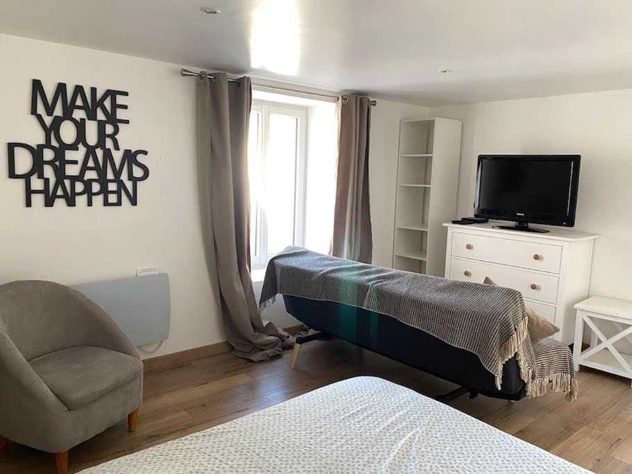 Appart 2 Pieces 35M2,Centre Ville, Parking Gratuit Bourges Esterno foto
