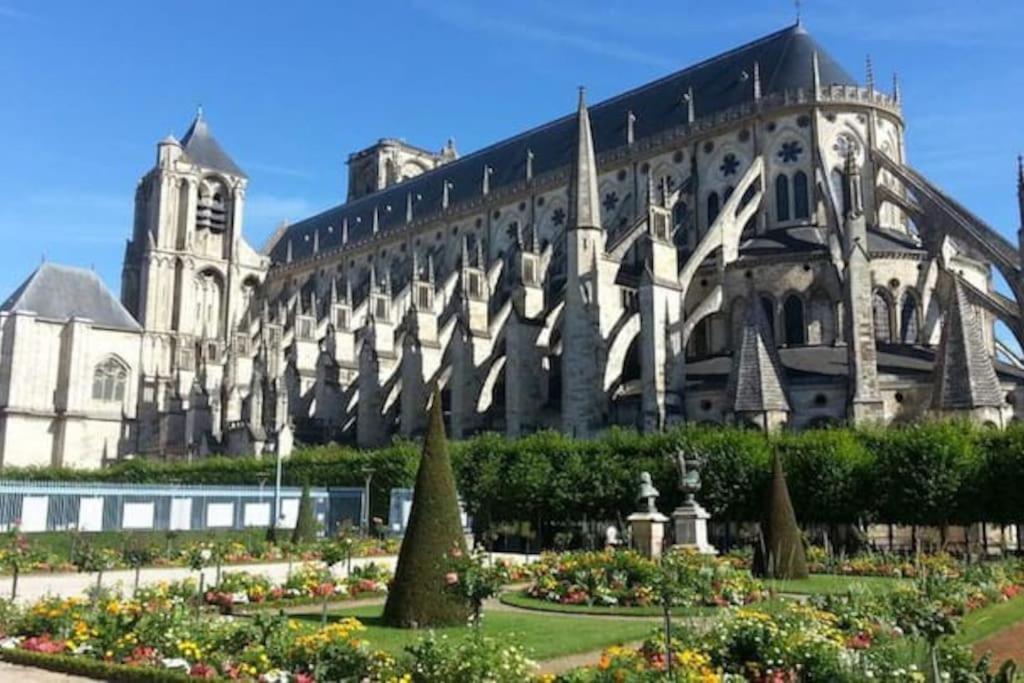 Appart 2 Pieces 35M2,Centre Ville, Parking Gratuit Bourges Esterno foto